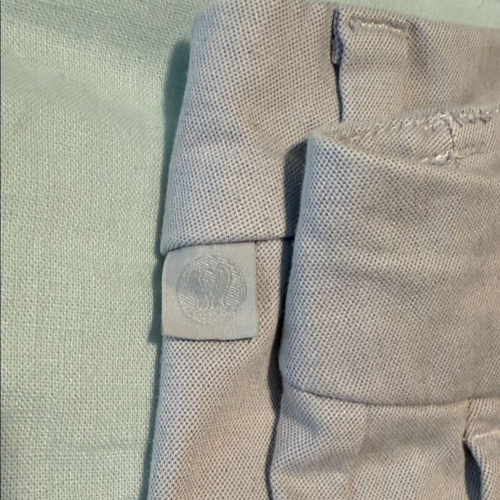 Lululemon Athletica Beige Men's Flat Front Shorts - Picture 2 of 6